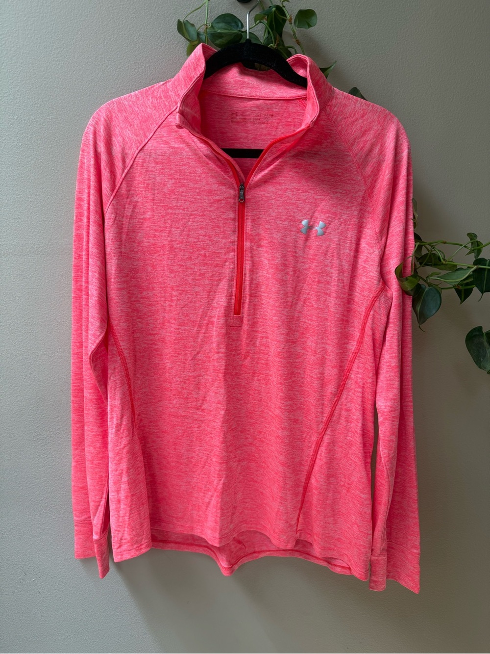 Under Armour Heathered Coral Performance Top